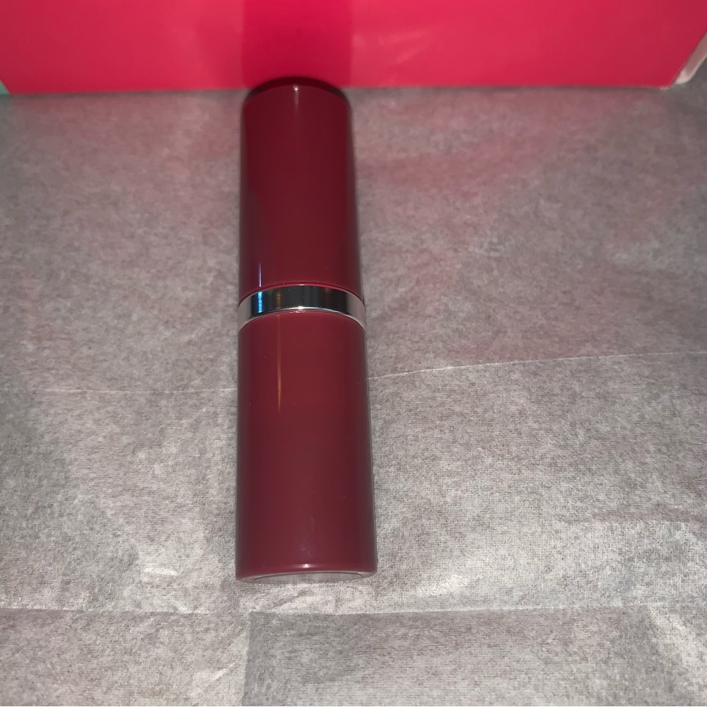Clinique makeup bundle - full size lipstick, two black mascara’s, black eyeliner - Picture 8 of 8